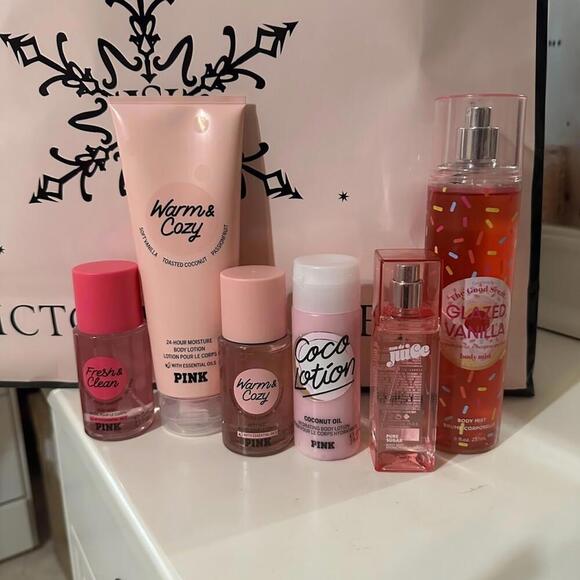 Victoria's Secret Pink Beauty set - Picture 1 of 4